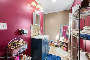 70 State St, Nicholson, PA 18446 - Photo 37