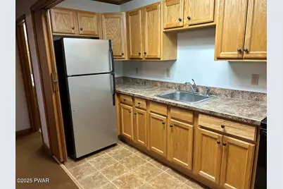 300 Keystone Street, Hawley, PA 18428 - Photo 17