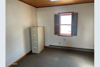 300 Keystone Street, Hawley, PA 18428 - Photo 13