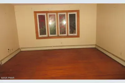 109 Starview Drive, Dingmans Ferry, PA 18328 - Photo 7