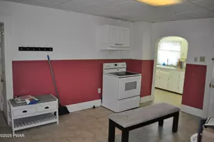 43 Rice Ave, Edwardsville, PA 18704 - Photo 3