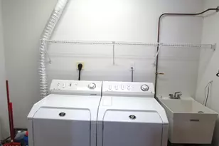 169 N Lake Dr, Dingmans Ferry, PA 18328 - Photo 45