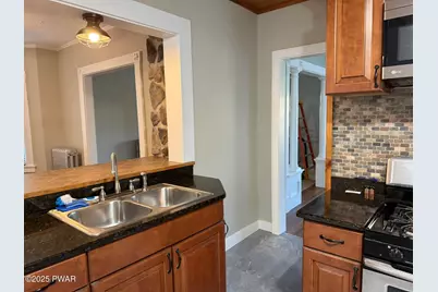 341 Broad Street, Honesdale, PA 18431 - Photo 15