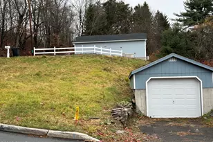 729 High St, Honesdale, PA 18431 - Photo 33