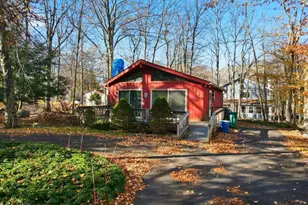 3050 Briarwood Dr, Tobyhanna, PA 18466 - Photo 13