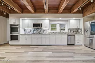 1122 Rt 739, Milford, PA 18337 - Photo 13