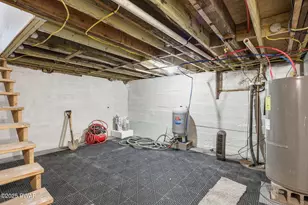 74 Charles St, Hawley, PA 18428 - Photo 29