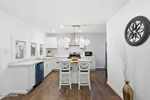 74 Charles St, Hawley, PA 18428 - Photo 7