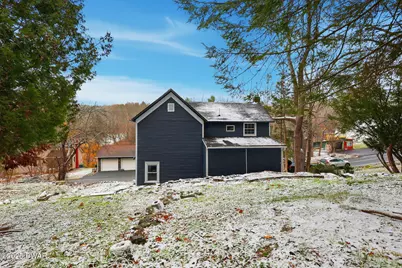 74 Charles Street, Hawley, PA 18428 - Photo 31