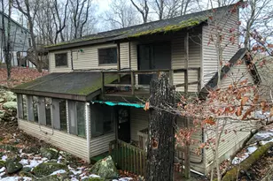 2242 Apley Ct, Bushkill, PA 18324 - Photo 5