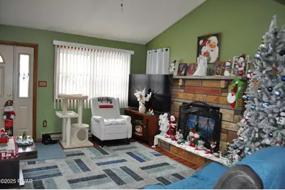 409 Northampton Road, Tobyhanna, PA 18466 - Photo 11