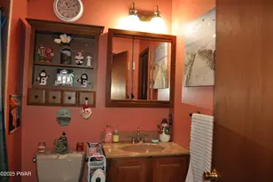 409 Northampton Rd, Tobyhanna, PA 18466 - Photo 21