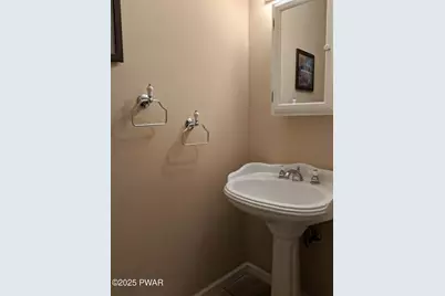 131 Surrey Lane, Lords Valley, PA 18428 - Photo 17