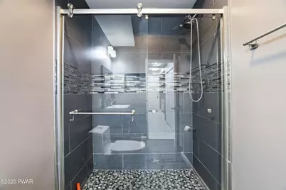 222 Abbington Drive, East Stroudsburg, PA 18302 - Photo 15