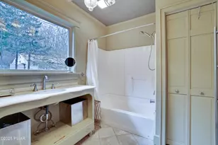 407 Wangum Ave, Hawley, PA 18428 - Photo 27