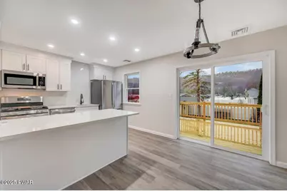 903 Avenue N, Matamoras, PA 18336 - Photo 9