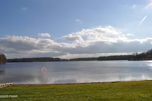 25 Lizzy Ln, Waymart, PA 18472 - Photo 13