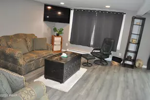 25 Lizzy Ln, Waymart, PA 18472 - Photo 17