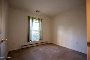 121 Meadowbrook Dr, Moscow, PA 18444 - Photo 21