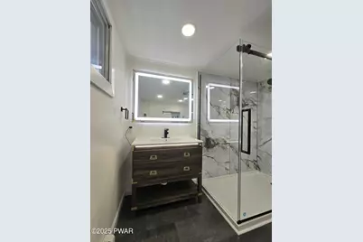 118 Tulip Street, Dingmans Ferry, PA 18328 - Photo 45