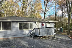 118 Tulip St, Dingmans Ferry, PA 18328 - Photo 7