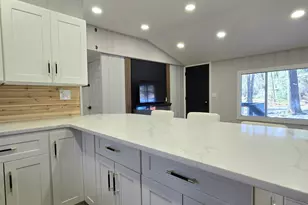 118 Tulip St, Dingmans Ferry, PA 18328 - Photo 35