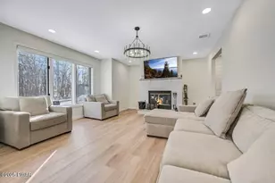 204 Lincoln Dr, Lords Valley, PA 18428 - Photo 7