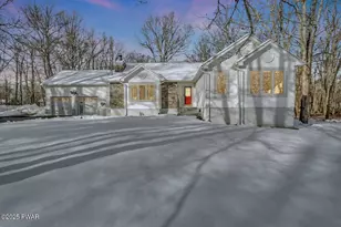 204 Lincoln Dr, Lords Valley, PA 18428 - Photo 1