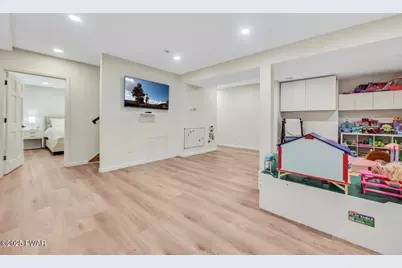 204 Lincoln Drive, Lords Valley, PA 18428 - Photo 43