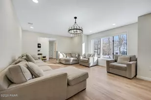 204 Lincoln Dr, Lords Valley, PA 18428 - Photo 9