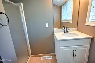 134 Laurel Hill Dr, Greentown, PA 18426 - Photo 17