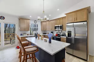 19 Tarot Ct, Lake Ariel, PA 18436 - Photo 9