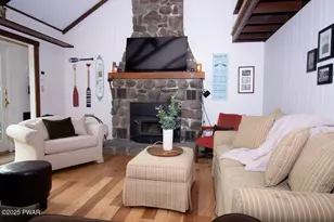 46 Summit Cir, Lakeville, PA 18438 - Photo 7