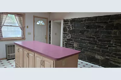 360 Park Road, Dingmans Ferry, PA 18328 - Photo 9