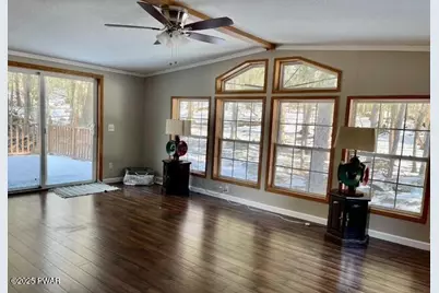 8 Hutchinson Court, Hawley, PA 18428 - Photo 3