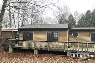 236 Well Rd, Greeley, PA 18425 - Photo 3