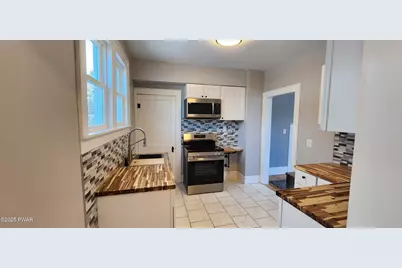 101 Oak Avenue, Matamoras, PA 18336 - Photo 3