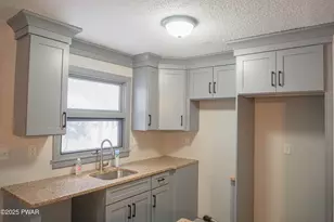 110 Brookside Dr, Dingmans Ferry, PA 18328 - Photo 7