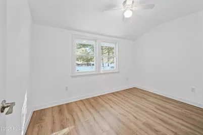 208 Doolan Road, Dingmans Ferry, PA 18328 - Photo 13
