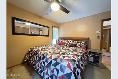 205 Christopher Way, Hawley, PA 18428 - Photo 25