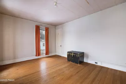 50 Washington Street, Carbondale, PA 18407 - Photo 25