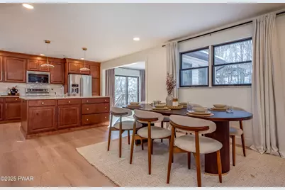 121 Red Coat Lane, Hanover Township, PA 18706 - Photo 15