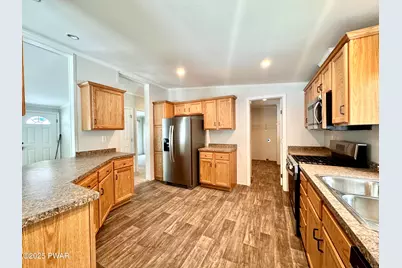 120 Middle Road, Greentown, PA 18426 - Photo 1