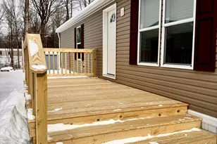 120 Middle Rd, Greentown, PA 18426 - Photo 3