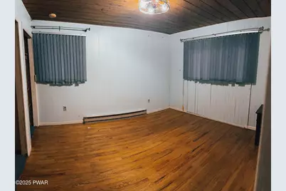 100 Lincoln Drive, Lords Valley, PA 18428 - Photo 13