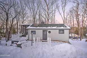 413 Sunset Forest Dr, Hawley, PA 18428 - Photo 23