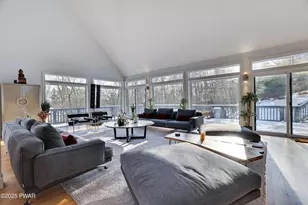 125 Achill Ln, Dingmans Ferry, PA 18328 - Photo 11