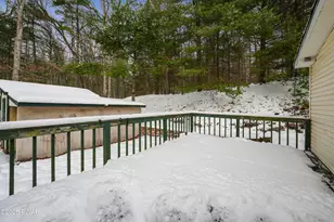 111 Mountain Ash Dr, Shohola, PA 18458 - Photo 3