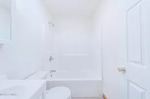 133 Brownstone Dr, Milford, PA 18337 - Photo 19