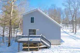 133 Brownstone Dr, Milford, PA 18337 - Photo 3